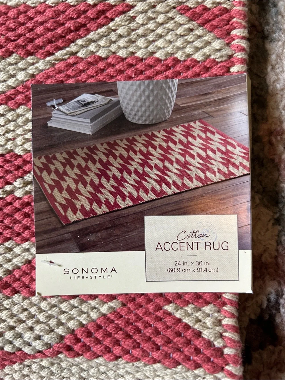 NWT Sonoma Red and Tan Geometric Accent Rug